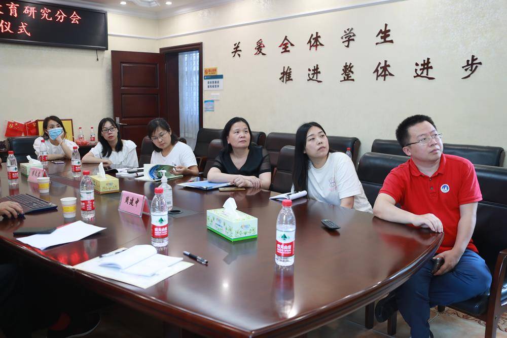 3c27db90a2304e9d9f531668e3fe1cb2.JPG 3c27db90a2304e9d9f531668e3fe1cb2.JPG