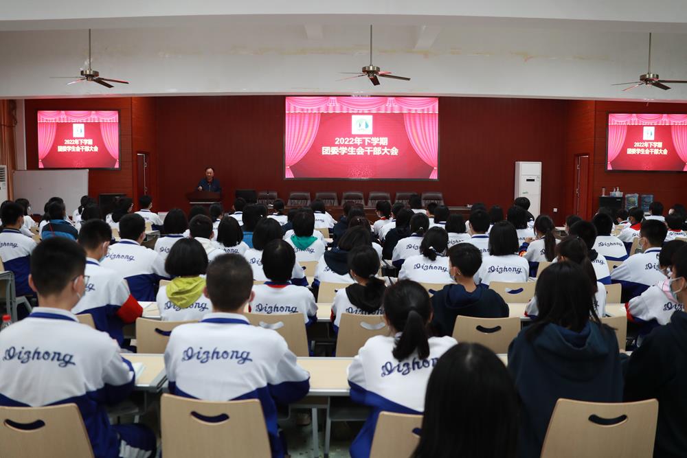 b09ab3ce4e5d48d5b26ea5b311815c4a.jpg b09ab3ce4e5d48d5b26ea5b311815c4a.jpg