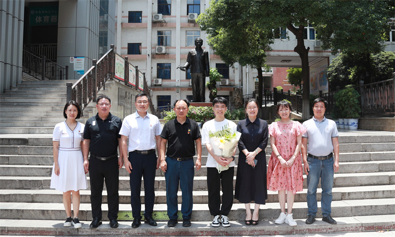 42172f375f5e41859816ea5a5e922bbb.jpg 42172f375f5e41859816ea5a5e922bbb.jpg