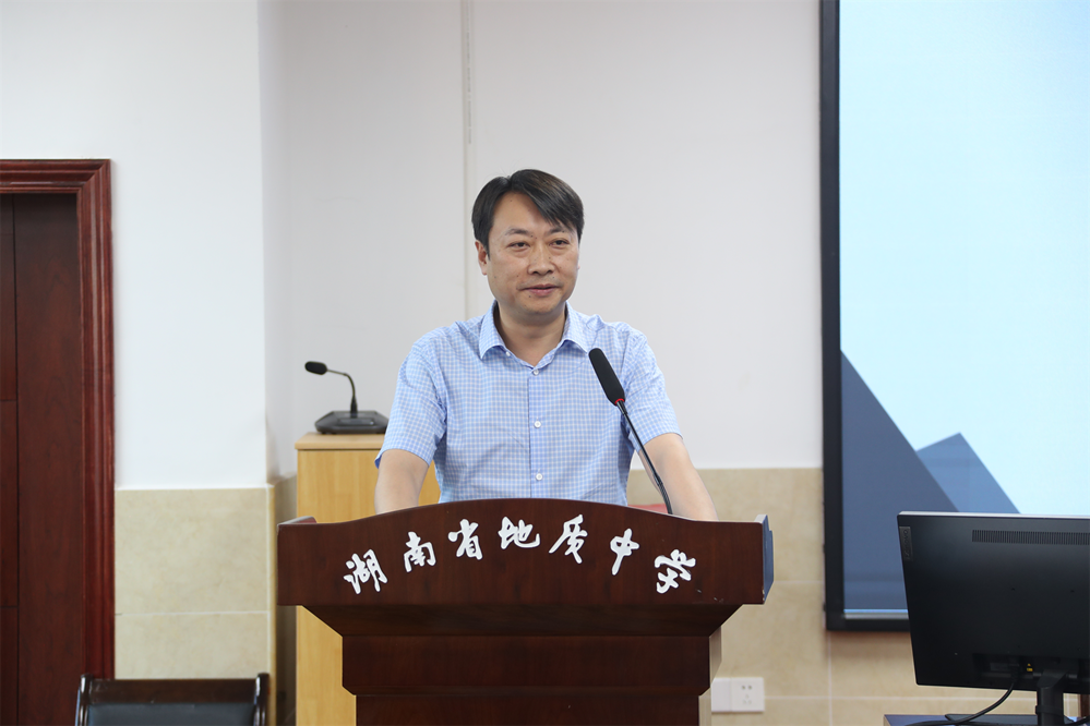 0b33430df96b4bec9c7816c345d44d00.png 0b33430df96b4bec9c7816c345d44d00.png