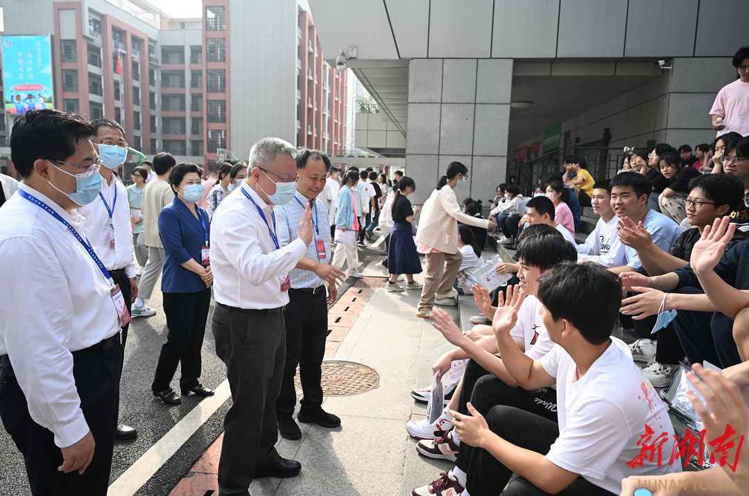 e9549e0d27e34a108255571cbb3f4e4e.jpg e9549e0d27e34a108255571cbb3f4e4e.jpg