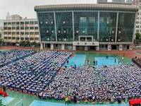 我校举行“诗润清明”——经典诵读比赛