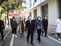 市纪委监委驻市教育局纪检监察组组长、党委委员孙兴红来我校检查